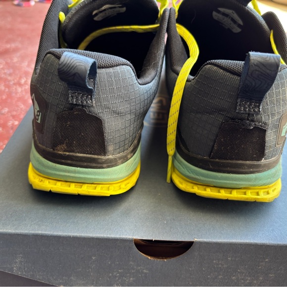 Altra Lone Peak 8 Trail Running Shoes - Picture 4 of 5